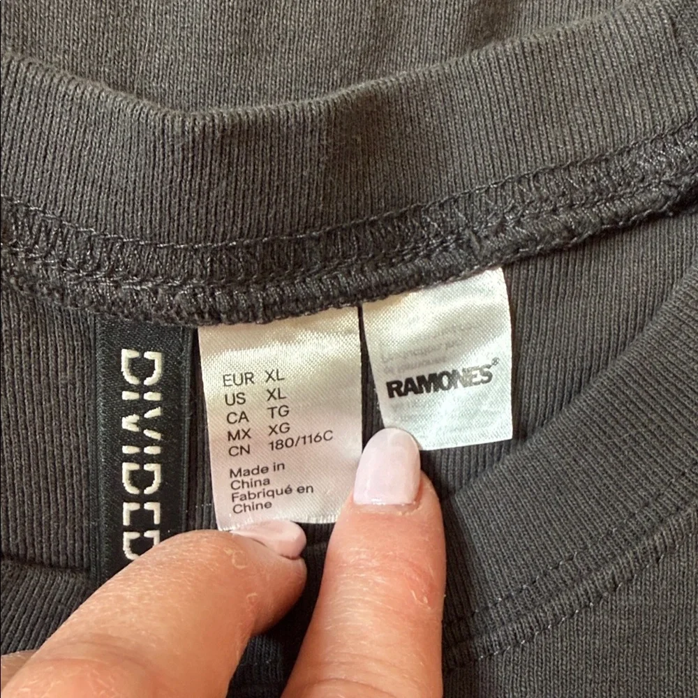 Divided Black Graphic Tee - Picture 5 of 5